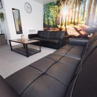 The Hen House Apartment, Comfy Liverpool Accommodation FREE Wifi and Netflix