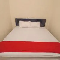 RedDoorz Syariah near Sentani City Square, hotel di Weversdorp