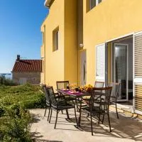 Amarillo Apartments, hotel em Mlini