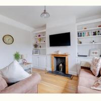 Charming 3-Bed Cottage in Swanage