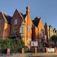 The Corner House Hotel, hotel in Taunton