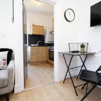 Chepstow 4 by Mia Living Studio apartment with free parking