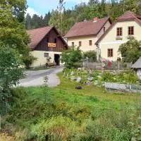 Apartment Nazbauerhof, hotel v destinácii Rohr im Gebirge
