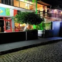 Pousada Danitato e lavanderia,邦雅爾丁的飯店