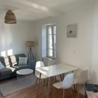 Lamballe plein centre, superbe appartement 1er étage, מלון בלמבאל