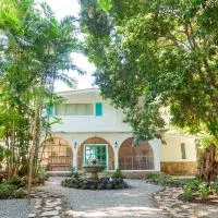 Angeli Gardens Boutique Hotel, hotel v mestu San Pedro Sula