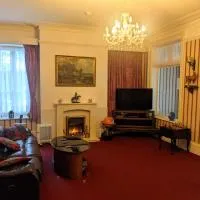 Altavia Hotel, хотел в Сандаун