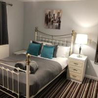 Comfy Three-Bedroom Home in Basingstoke