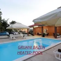Pension Riviera-Šilo, hotel em Šilo