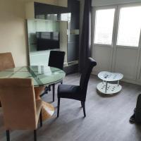 Appartement 2 chambres, proximité plage, commerces et centre ville, hotel in Dunkerque