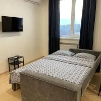 0134 Новые смарт апартаменты ЖК «Сады Вишневые», hotel a Vyshneve