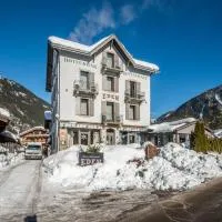Eden Hotel, Apartments and Chalet Chamonix Les Praz, hotel u gradu Šamoni Mon Blan