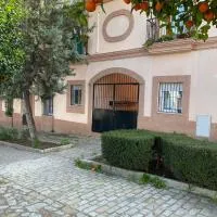 Sevilla. Gerena Casa Rural para familia o profesionales, hotel u gradu Gerena