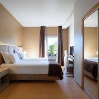 TRYP by Wyndham Porto Centro Hotel، فندق في بونفيم، بورتو