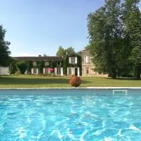 Domaine de Rateau, hotel v destinácii Bayas