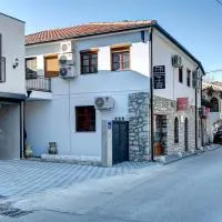 Guesthouse Check In - Apartments & Rooms，Stolac的飯店