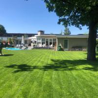 B&B Maison Saint Tropez Eindhoven, ξενοδοχείο κοντά στο Αεροδρόμιο Αϊντχόφεν - EIN, Αιντχόφεν