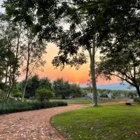 Boschoek Farm، فندق في تزانين