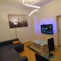 Cocooning Logement entier [Parking Gratuit], хотел в Algrange