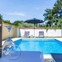 Apartments EDEN, hotel u gradu 'Šišan'