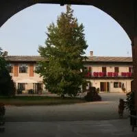 Agriturismo Cascina Nuova, хотел в Barge