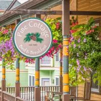 Mackinac Island में, होटल Pine Cottage Bed & Breakfast
