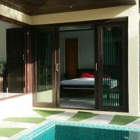 Phatong cozy pool villa