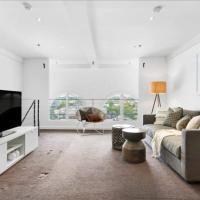 Light-Filled Converted Warehouse 2 Bedroom Apartment in Prahran