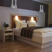 Gästehaus Reßler, hotel u gradu 'Harxheim'