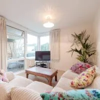 Spacious Two Double Bedroom Flat