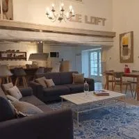Gîte de charme dans ancienne seigneurie, hotel i Le Pin-Saint-Denis