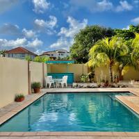 Entire 4BDR Vistalmar Villa with Private Pool, hotel in Oranjestad