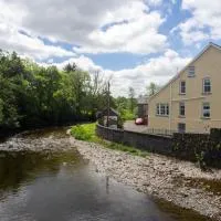 Riverbank Bed and Breakfast, hotel u gradu Llanwrtyd Wells