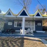 BELLE VUE COTTAGES，Kūd的飯店