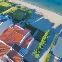 Villa Omega - Beachfront, Garden, BBQ &ndash; hotel w mieście Hanioti