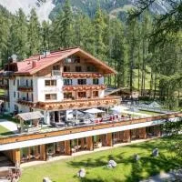 Naturhotel Lärchenhof, hotell i Ramsau am Dachstein