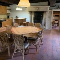 Les Maisons Vigneronnes, hotel i Ozenay