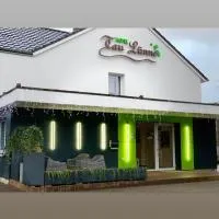 Hotel Tau-Lünne: Haselünne şehrinde bir otel