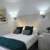 The Wheatsheaf Inn، فندق في أذرستوون