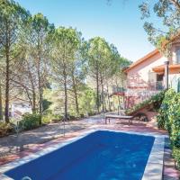 Amazing home in Alforja with 4 Bedrooms, WiFi and Outdoor swimming pool