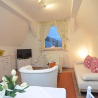 Beautiful holiday home near the ski area、シュマレンベルク、Oberkirchenのホテル