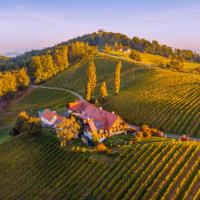 Weingut Winzerzimmer Rothschädl, hotel in Leutschach an der Weinstraße