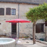 Stunning Home In Preuilly Sur Claise With 4 Bedrooms, Jacuzzi And Wifi