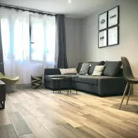 2 pieces proche metro, Montrouge, hotel din Montrouge