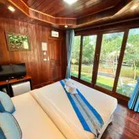 บ้านสวนในฝัน-ตลาดน้ำท่าคา, hotelli kohteessa Samut Songkhram