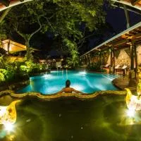 Hotel Museo Spa Casa Santo Domingo, готель у місті Антигуа-Гватемала