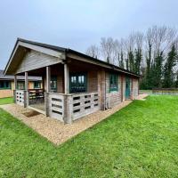 Reeds Lodge, Lake Pochard