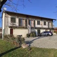 B&B Anyme, מלון בPonte Nizza