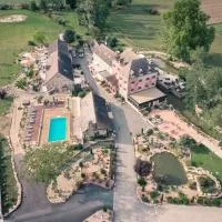 Le Moulin d'Hauterive, hotel in Saint-Gervais-en-Vallière