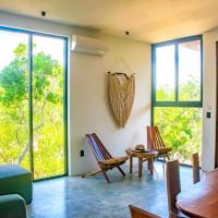 Exclusiva y tranquila casa con vista a la selva, hotel in Chemuyil